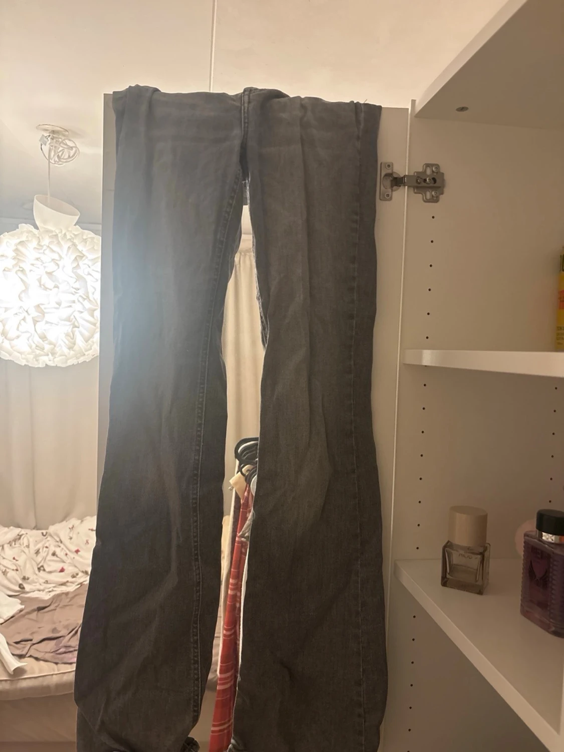Gråa bootcut jeans
