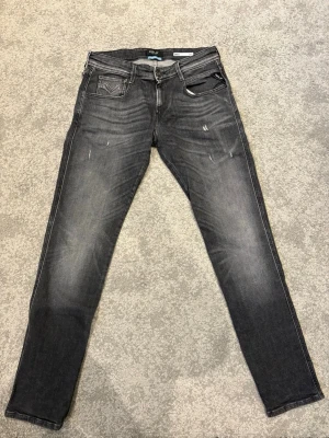 Replay Anbass W30 - Säljer ett par schyssta replay anbass | W30 L32 | mycket bra skick | ny pris ca 1899 | ställ gärna frågor!