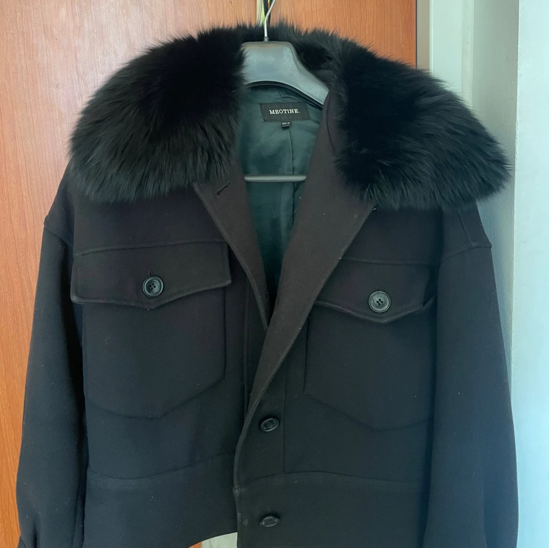 Svart jacka från Meotine - 1