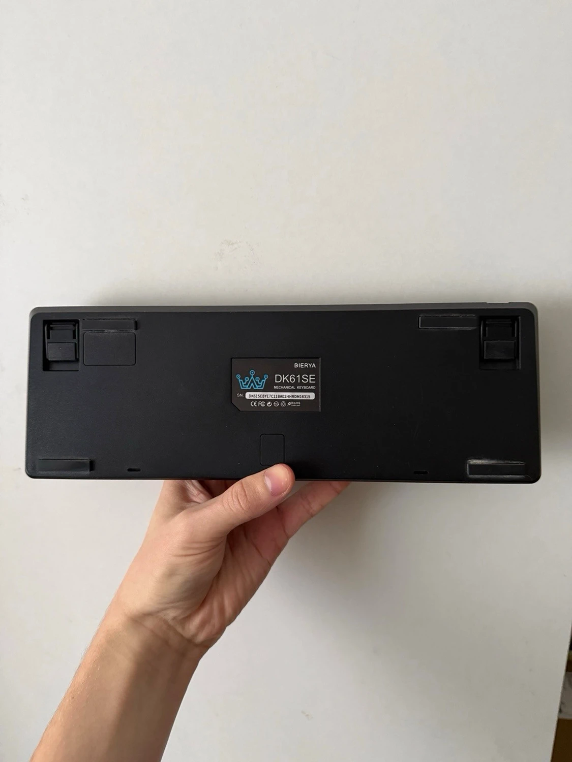 Svart mekaniskt tangentbord DK61SE - 1