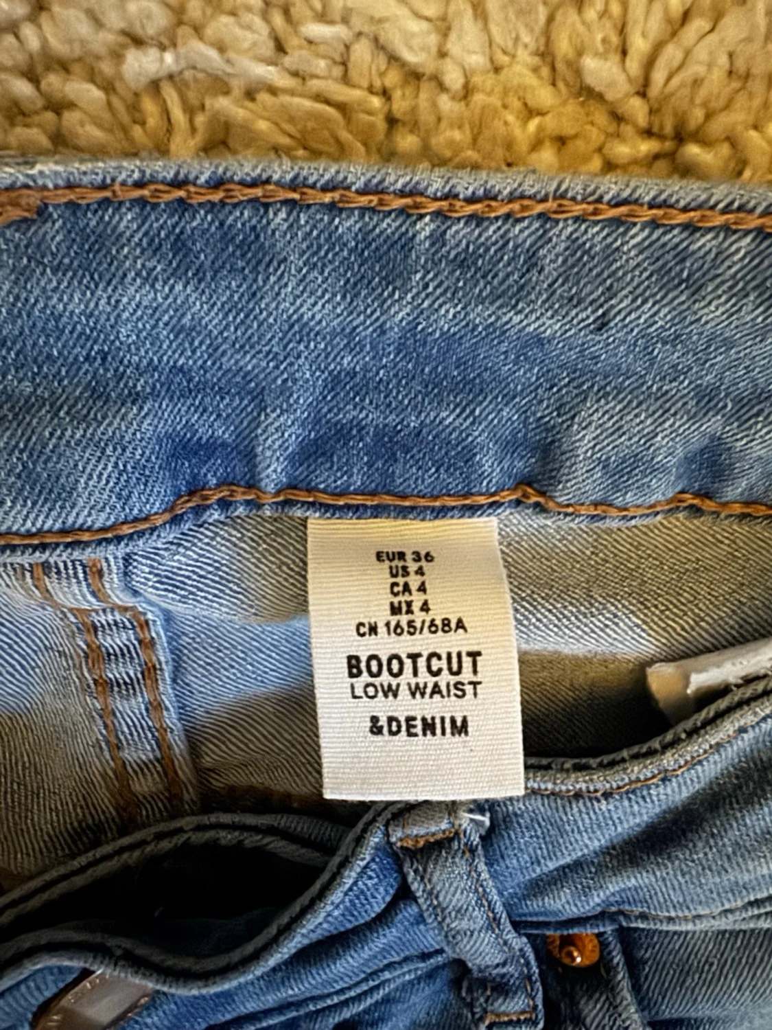 Bootcut jeans i ljusblå denim - 1