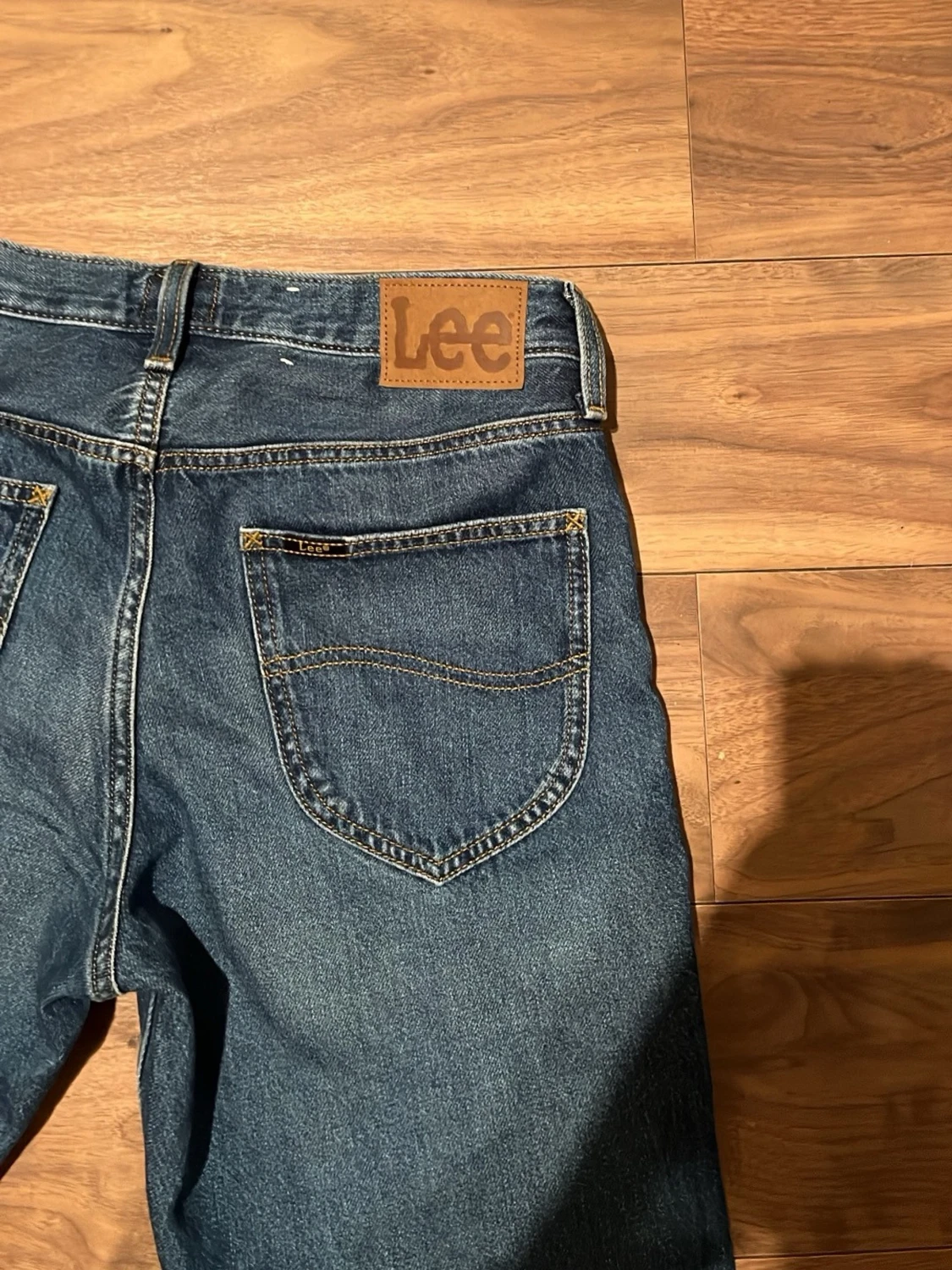 Blå Lee jeans med raka ben - 2