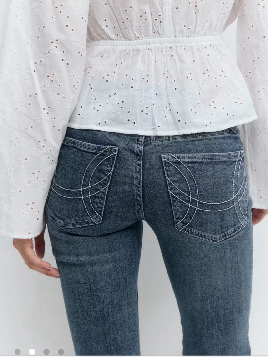 Blå bootcut jeans från Gina tricot  - 1