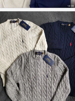 Gratis leverantör!  - Följ mig här på plick och tiktok för att få en gratis leverantör! Leverantören säljer ralph lauren och massa mer.