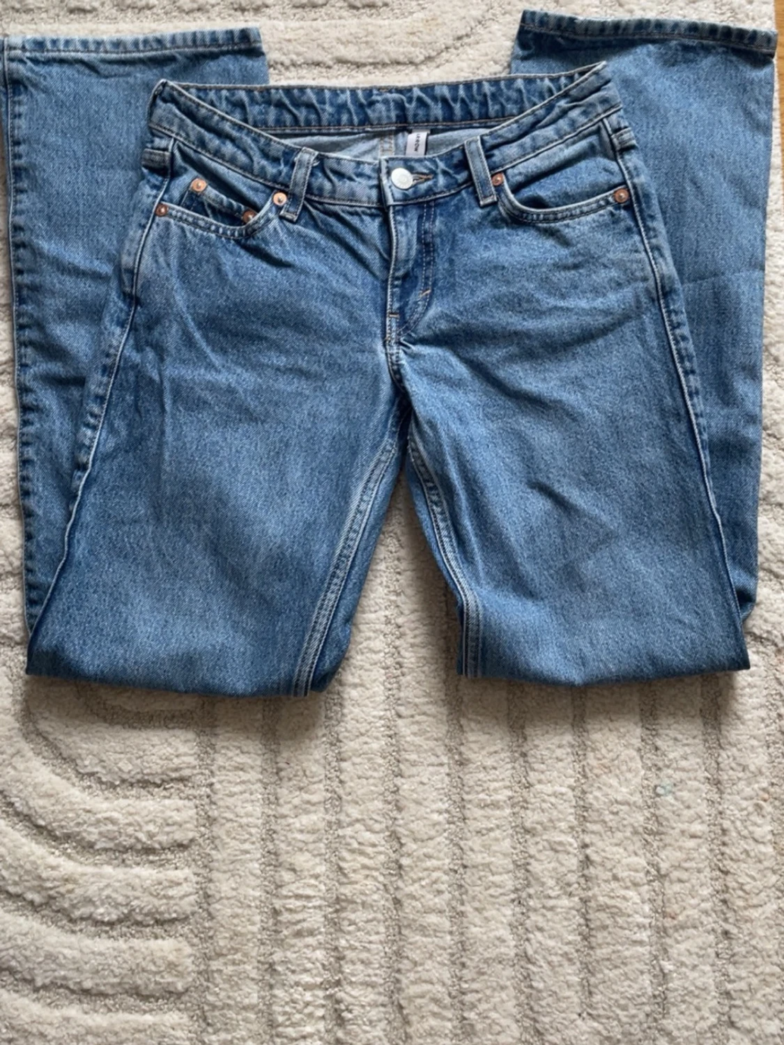 Blå raka jeans från weekday - 2