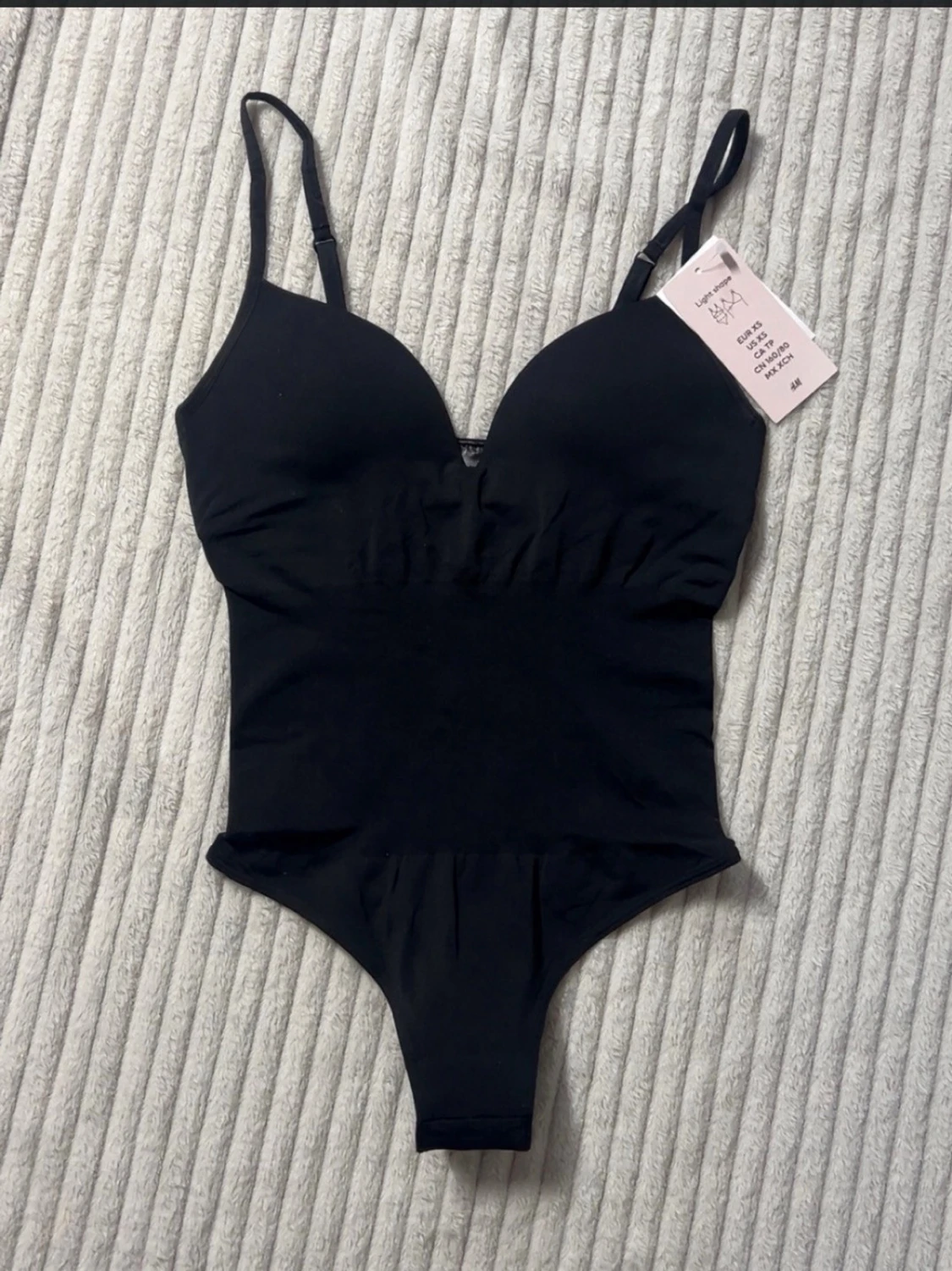 Body h&m svart pushup viral - 5