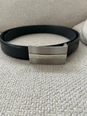 Hugo Boss bälte - Svart bälte från Hugo Boss | knappt använt | 90cm | fler bilder går att lösa | 