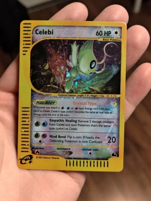 Pokémonkort Celebi Skyridge holo 145/144 - Säljer ett samlarkort från Pokémon med Celebi från Skyridge 145/144. Perfekt för dig som gillar Pokémon och samlarkort. Inga skambud. 