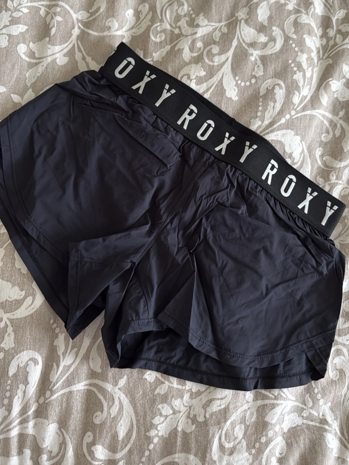 Roxy mini shorts