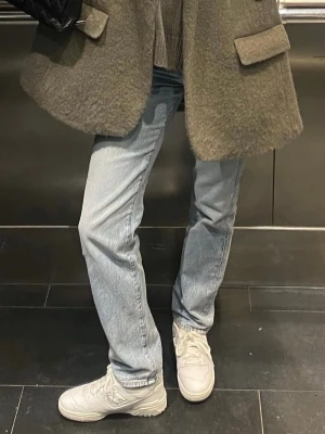 Acne Studios jeans - Säljer mina Acne Studios jeans i mycket bra skick. Nypris 4500 kr.