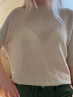 Stickad topp - Stickad