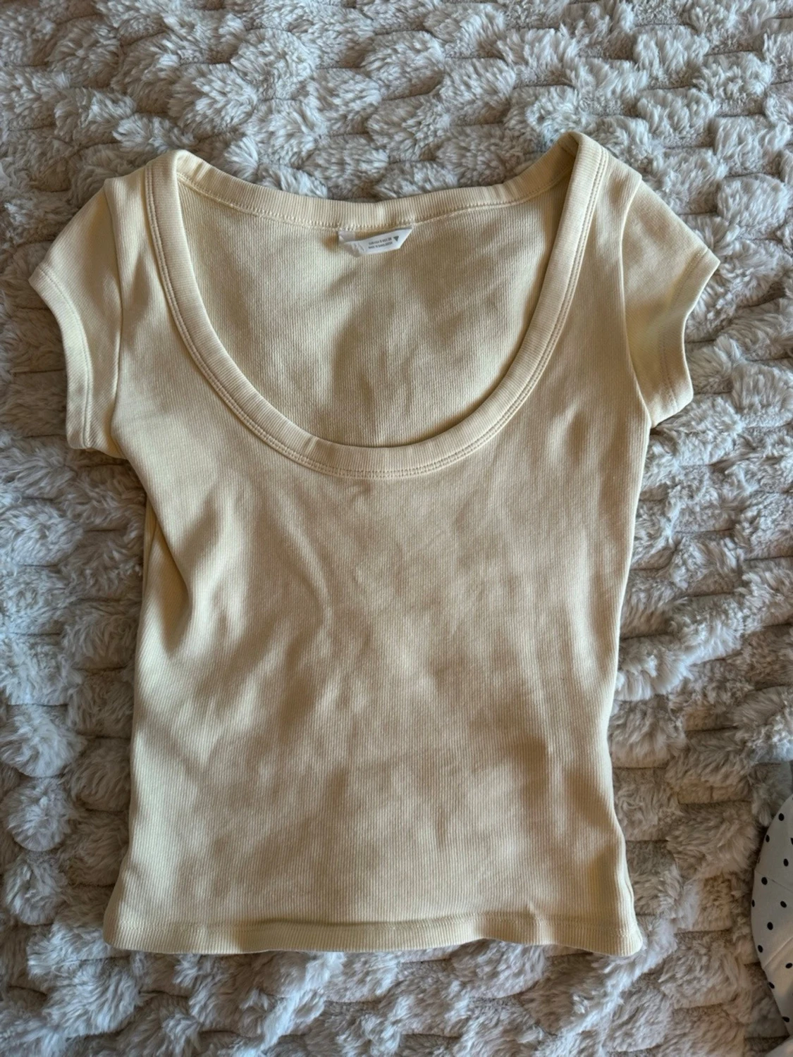 Ljusgul croppad topp - 2