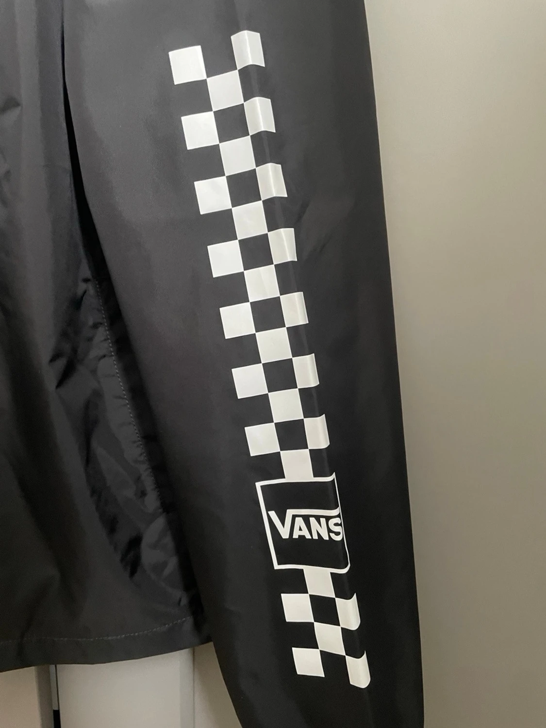 Svart vindjacka från Vans - 1