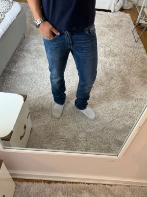 Replay Grover jeans  - Replay Jeans | skick 9/10 | Storlek 31/34 | Pris - 499kr | Modellen är ca 180cm lång | Hör av dig vid minsta fråga eller fundering!!