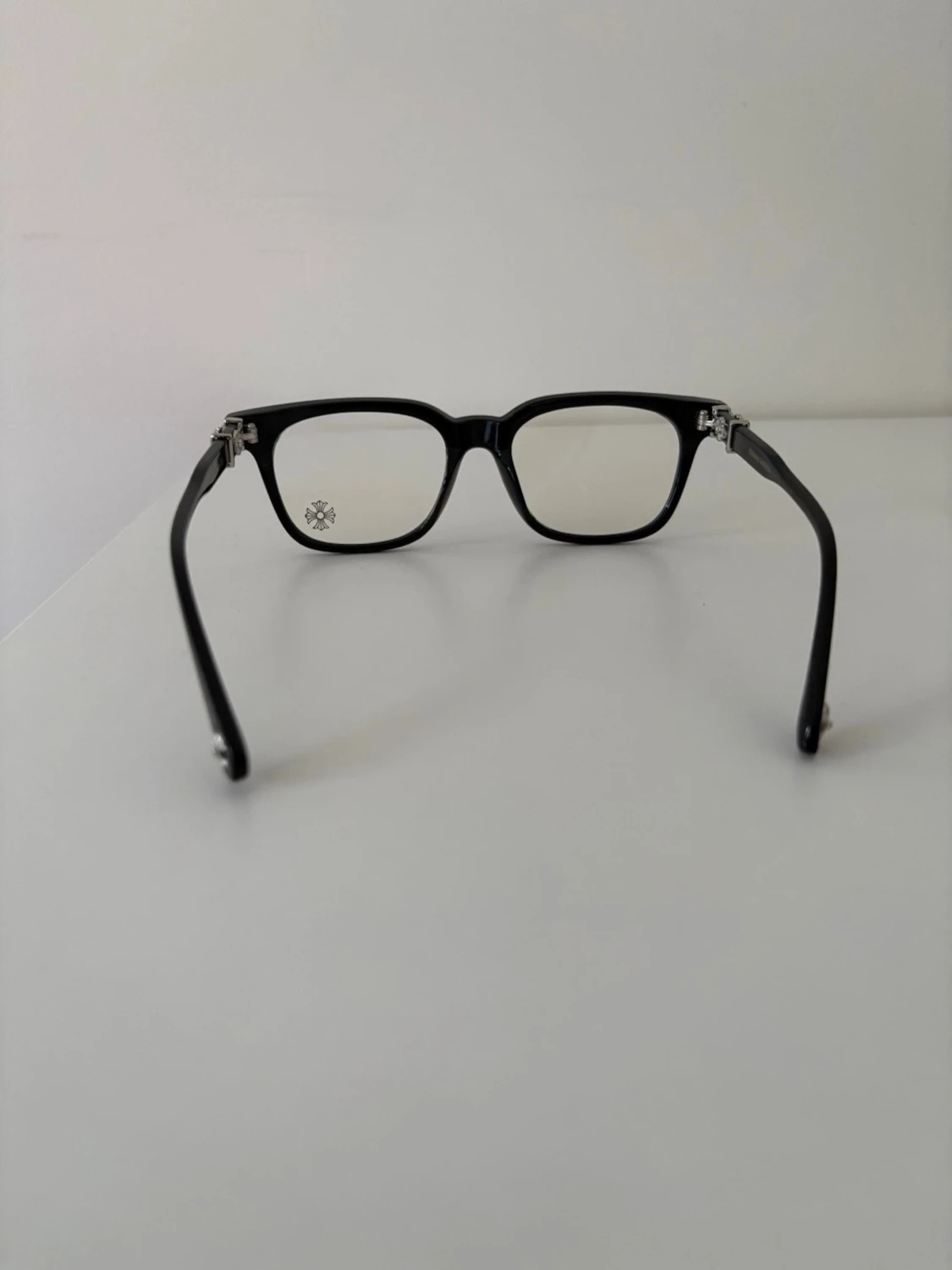 Svarta chrome hearts glasögon med silver detaljer  - 3