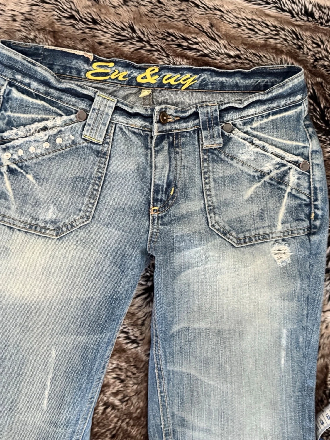 Blå bootcut jeans med nitar - 4