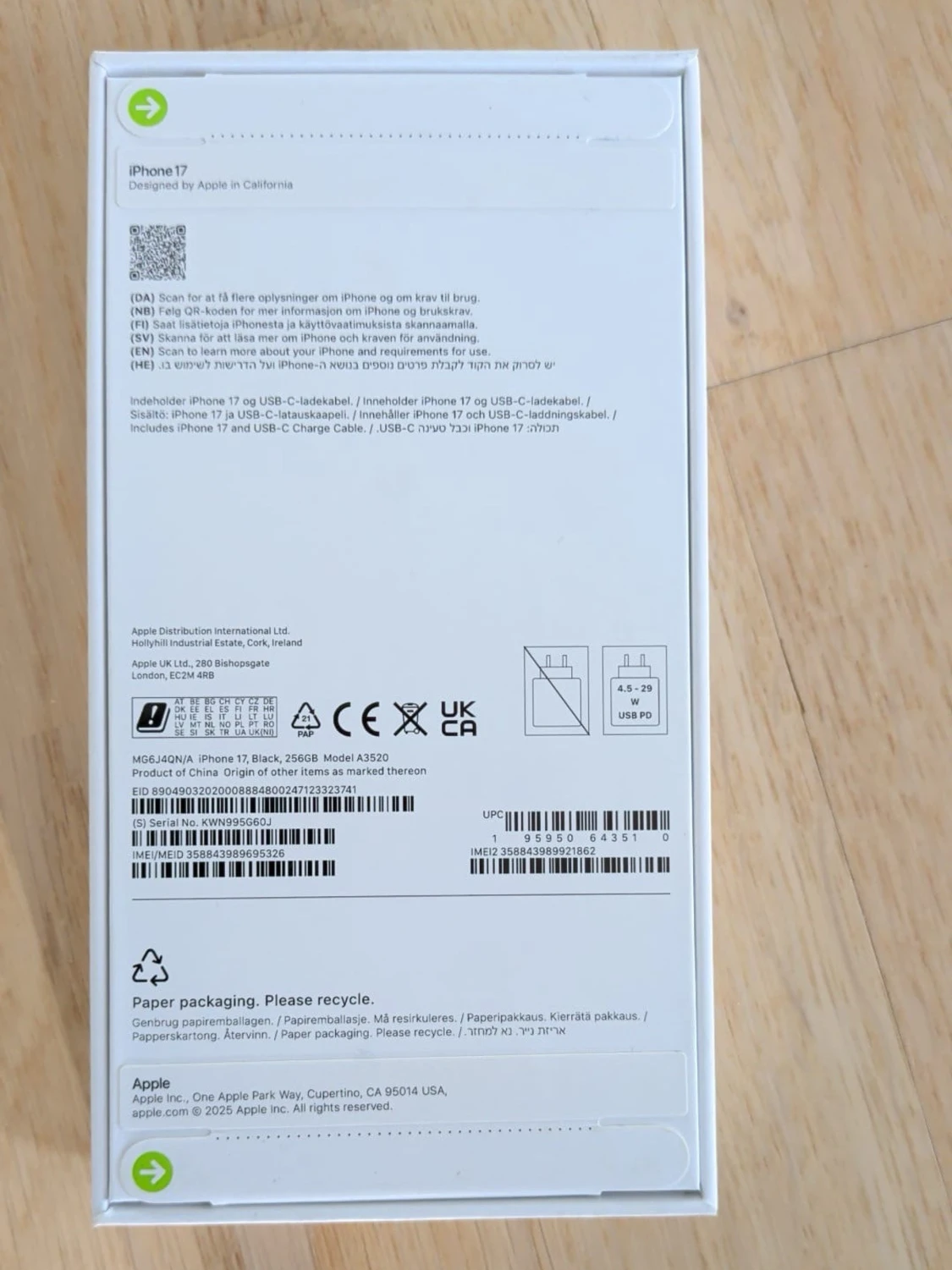 iPhone 17 svart 256GB från Apple - 1
