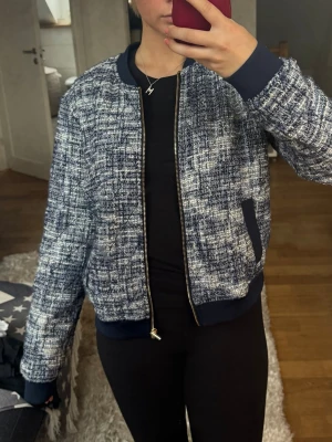 Bomber jacka  - Jättefin bomber jacka, perfekt till våren!🤗