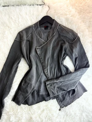 Diesel Zip Up - Size M, vintage Diesel, great condition no flaws