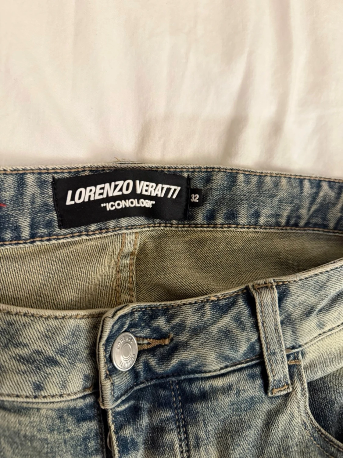 Ljusblå slitna jeans Lorenzo Veratti - 1