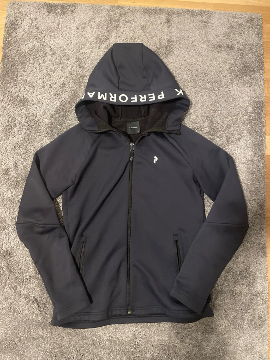 Svart peak performance kofta 