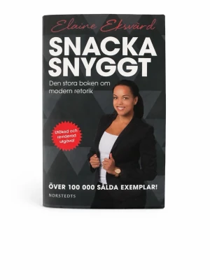 Snacka snyggt - modern retorik - Snacka snyggt är en bok om modern retorik, skriven av Elaine Eksvärd. Boken har svart omslag med vit och röd text samt en person i kostym på framsidan. Den är utökad och reviderad och ger tips för att kommunicera och tala inför publik.
