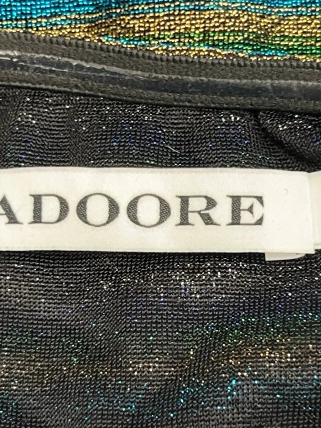 Adoore Randig/glittrig långklänning med halterneck - 2