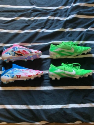 Adidas Bape och Nike Elite fotbollsskor  - Jag är inte 100% säker om bape fotbollskorna är äkta, dem är köpa på kh kicks. Dem är helt oanvända. Nike skorna är äkta. Jag köpte de på vinted. Dem saknar gvå dubbar men dem går fortfarande att använda bra. 