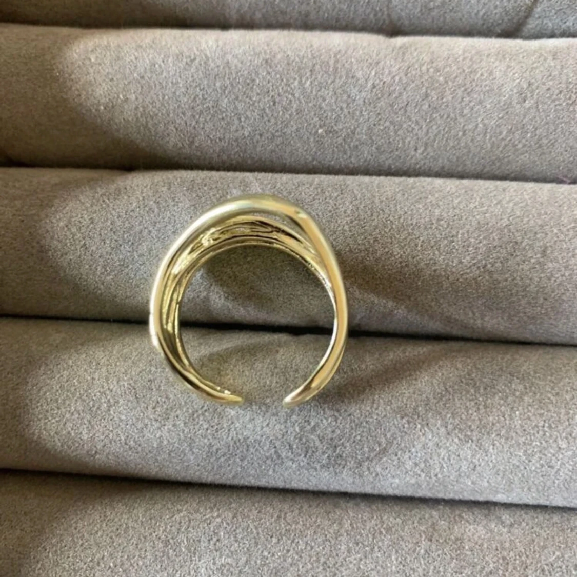 Guld pläterade ring  - 90