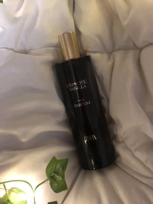 Hypnotic vanilla zara 80ml - Lite mer än halva kvar