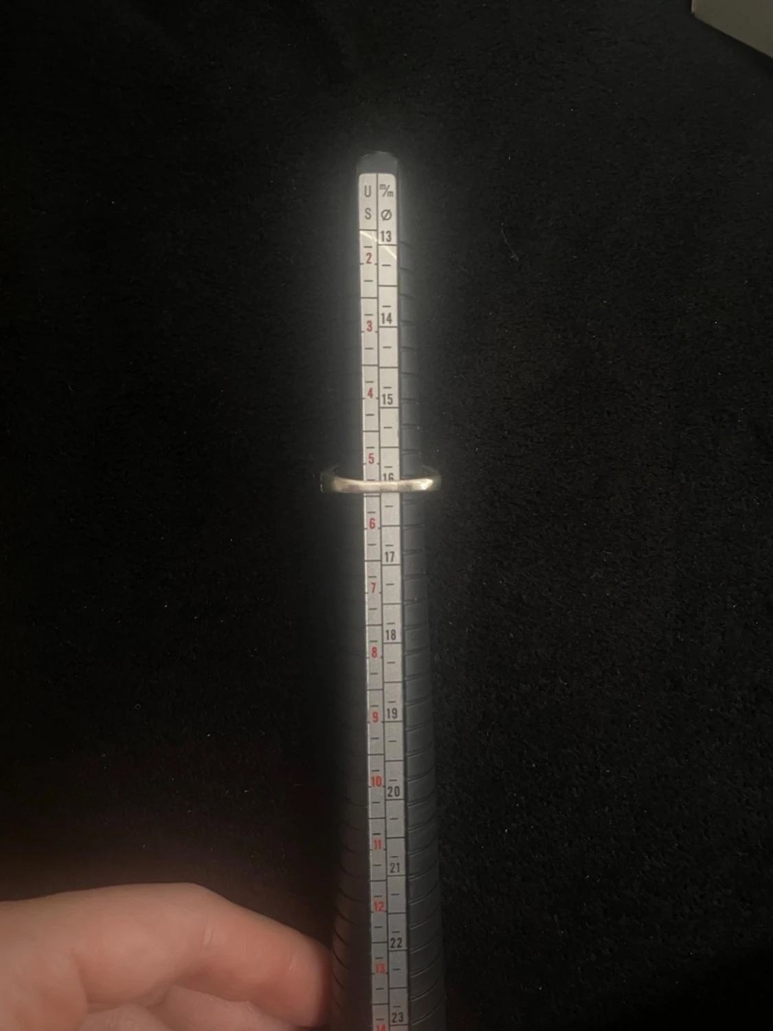 Silverring med svart sten och kristaller - 4