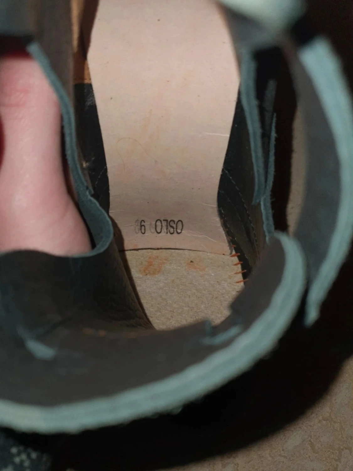 Mörkblåa stövletter från Art - 6