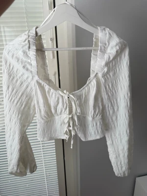 Blus GinaTricot - Ny med lapp 🌸