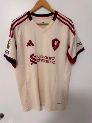 Liverpool matchtröja/fotbollströja - Wirtz - Storlek: XL. Skick: 10/10.