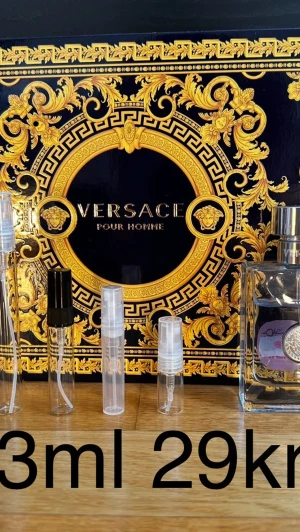 Versace Pour Homme - Versace Pour Homme ✨ En fräsch och ren klassiker – lätt, citrusig och väldigt “clean”. Perfekt vardagsdoft som alltid funkar. Doften känns fräsch, sportig och stilren. Perfekt för gymmet.  ☀️ Passar bäst: vår, sommar  ✨ För dig som vill dofta fräscht och snyggt.  🔥 Rekommenderar bundle – 15+ andra exklusiva parfymer finns.  Priser: 2ml – 19kr 3ml – 29kr 5ml – 49kr 10ml – 79kr  💎 1 ml ≈ ca 20st sprays