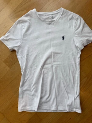 Vit Ralph lauren t-shirt  - Vit Ralph lauren t-shirt 