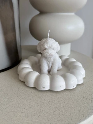 Handgjort ljus - Handgjort ljus formad som en hund