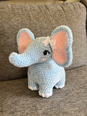Virkad elefant  - Handgjord virkad söt liten elefant 