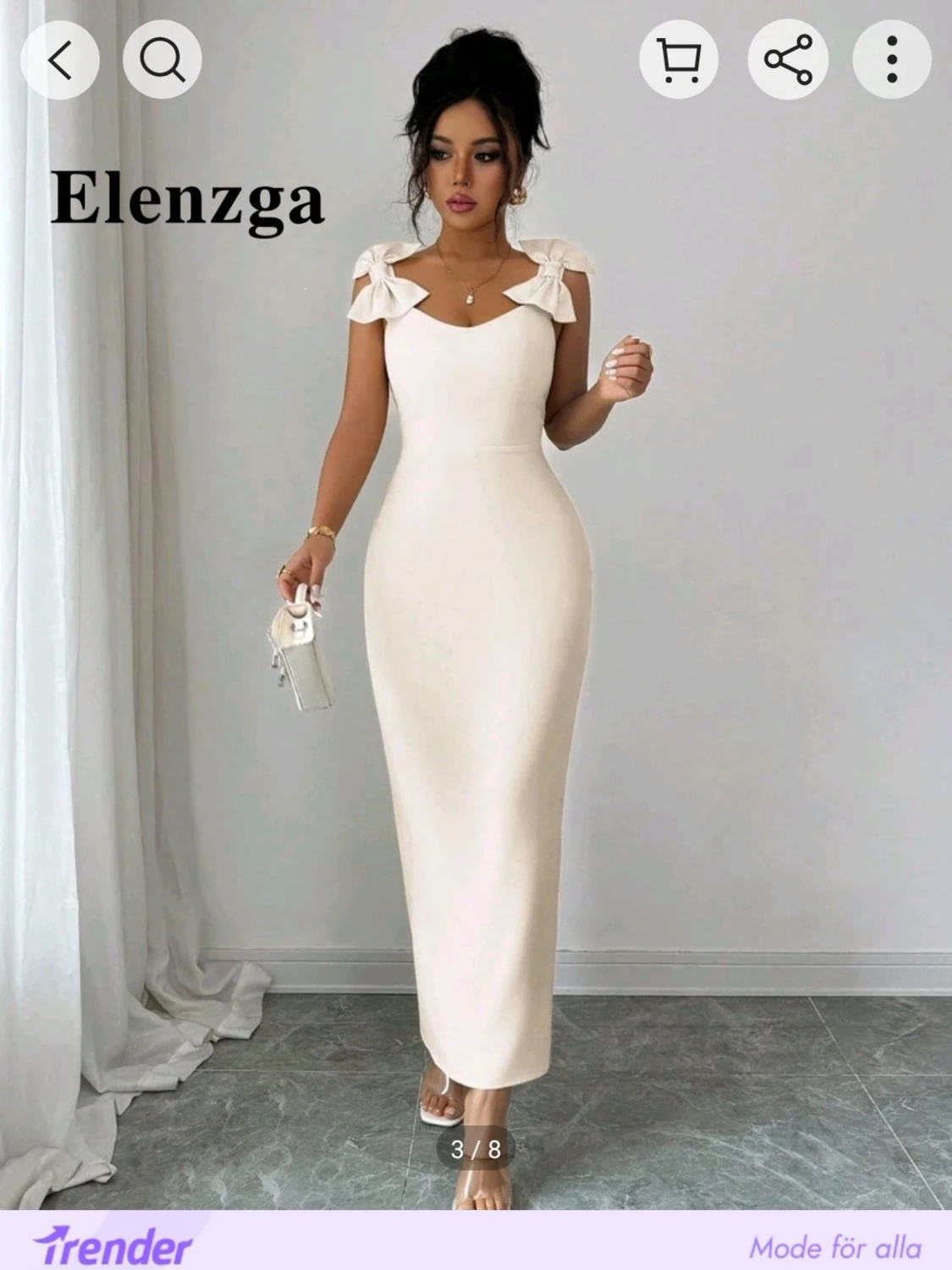 Elegant ljus långklänning med rosetter