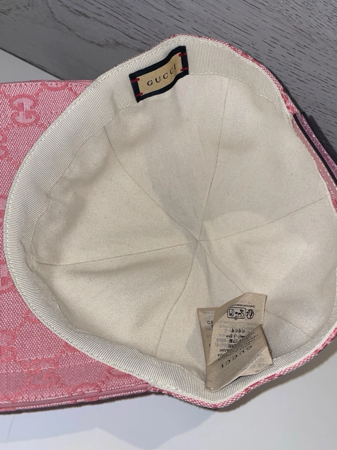 Rosa keps från Gucci med GG-mönster - 2
