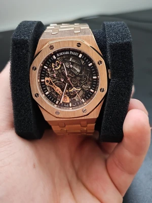 Audemars Piguet Royal Oak skeleton rose gold - Exklusiv Audemars Piguet Royal Oak klocka i rose gold  med skelett-urverk