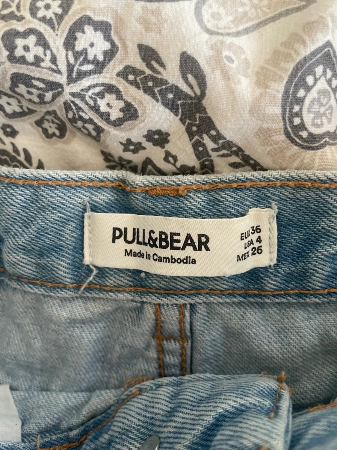 Lågmidjade jeansshorts  - 2