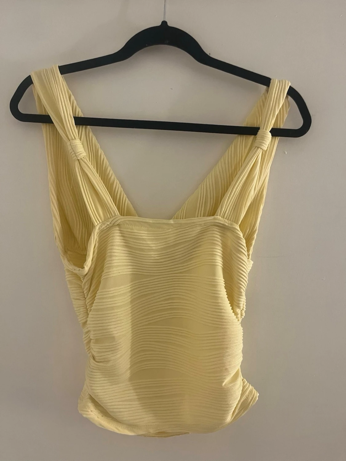 Ljusgul ribbad linnetopp - 1