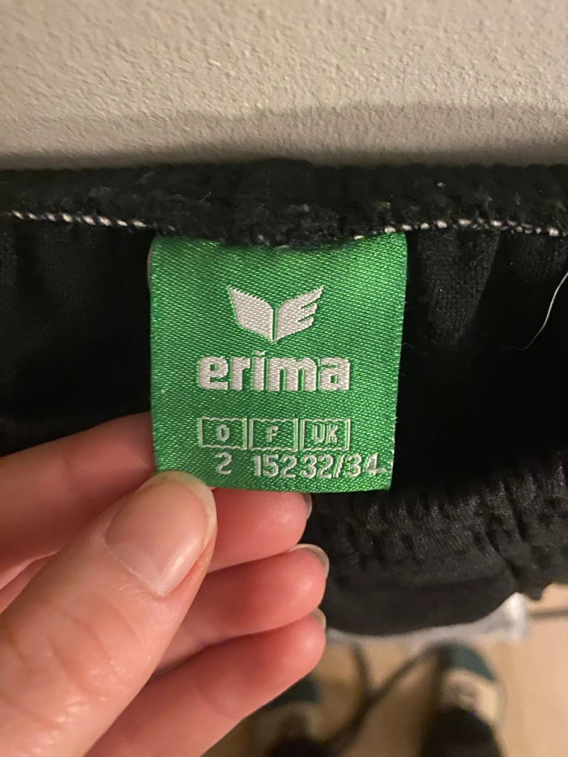 Svarta träningsbyxor från Erima - 1