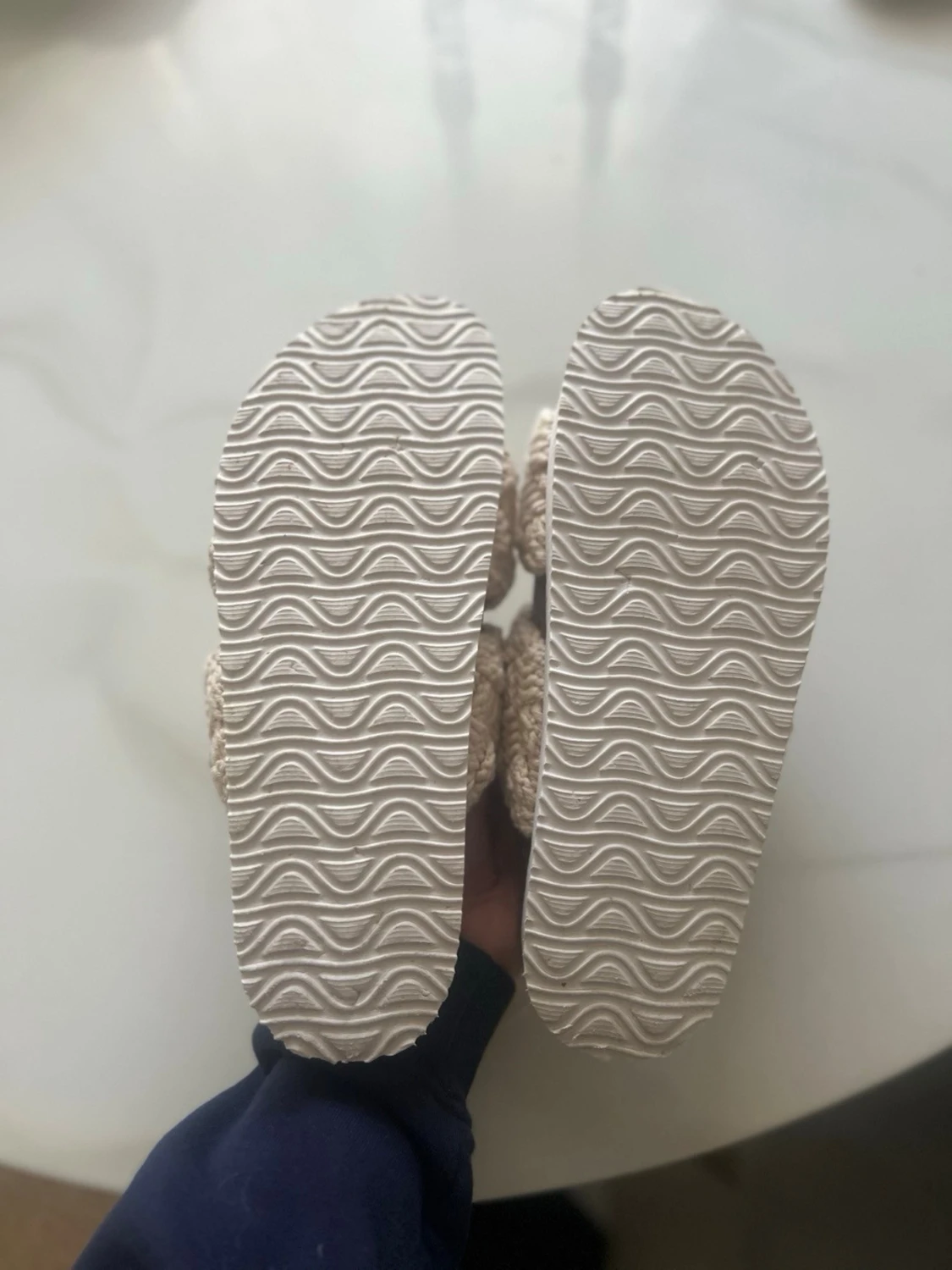 Tofflor/sandaler - 4