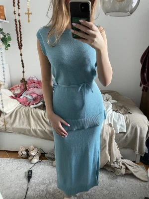 Skit snyggt blått sett  - Skit snyggt sett från Zara i perfekt skick! 