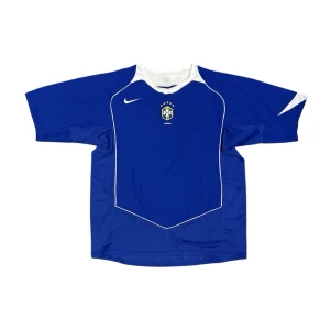 Vintage Nike Brazil 2004 Away Football Jersey  - Den här varan kommer auktioneras ut på Sneakershyllan x Plick Live den Tisdagen 23 juni kl 18