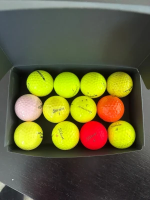 Mixad färgade golfbollar - Mixade färgade golf bollar B/C klass!⛳️