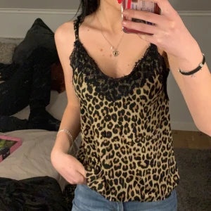 Leopard Linne  - Xs/s 