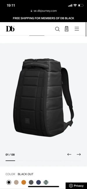 Douchebag ryggsäck 20L - Säljer en ryggsäck från Douchebag, 20L. I väldigt fint skick och använd Max tre gånger 🧚🏼‍♀️